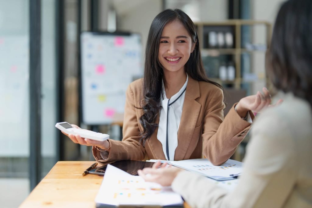 Mortgage.Shopping vs. Direct Online Lenders: Which Approach Fits Your Strategy?